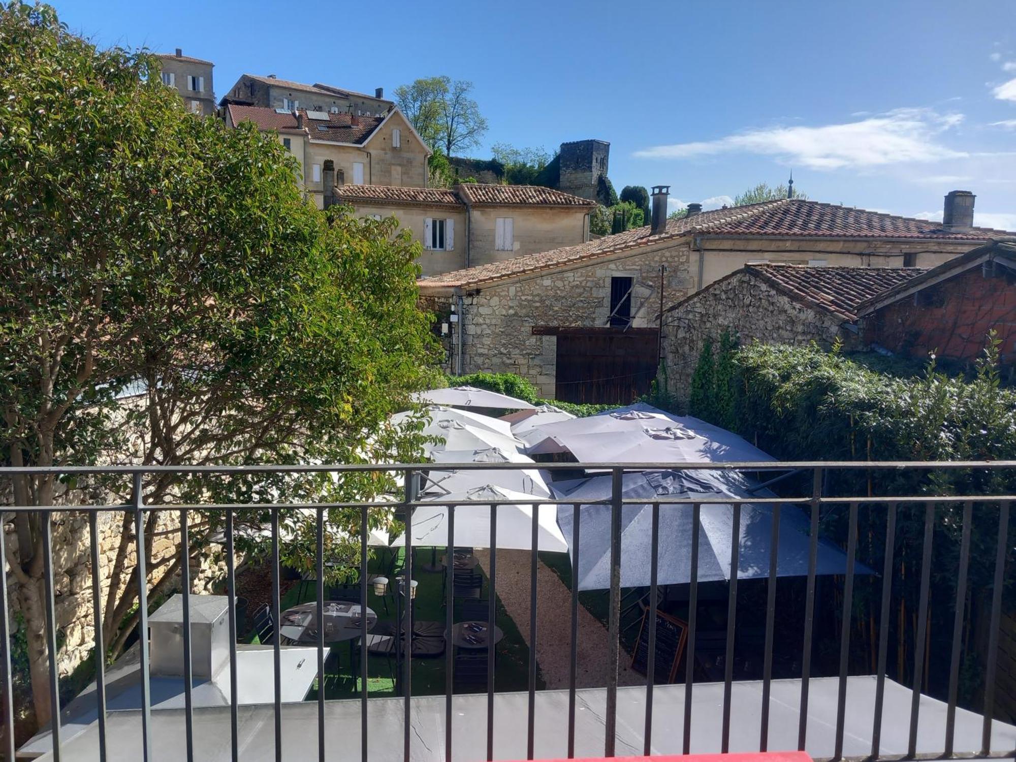 Les Logis Des Vignobles Sainte Emilion En Duplex N 3 Avec Terrasse Apartment Exterior photo
