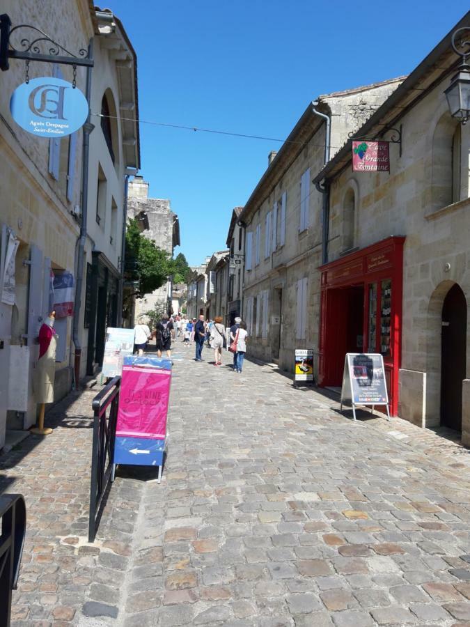 Les Logis Des Vignobles Sainte Emilion En Duplex N 3 Avec Terrasse Apartment Exterior photo